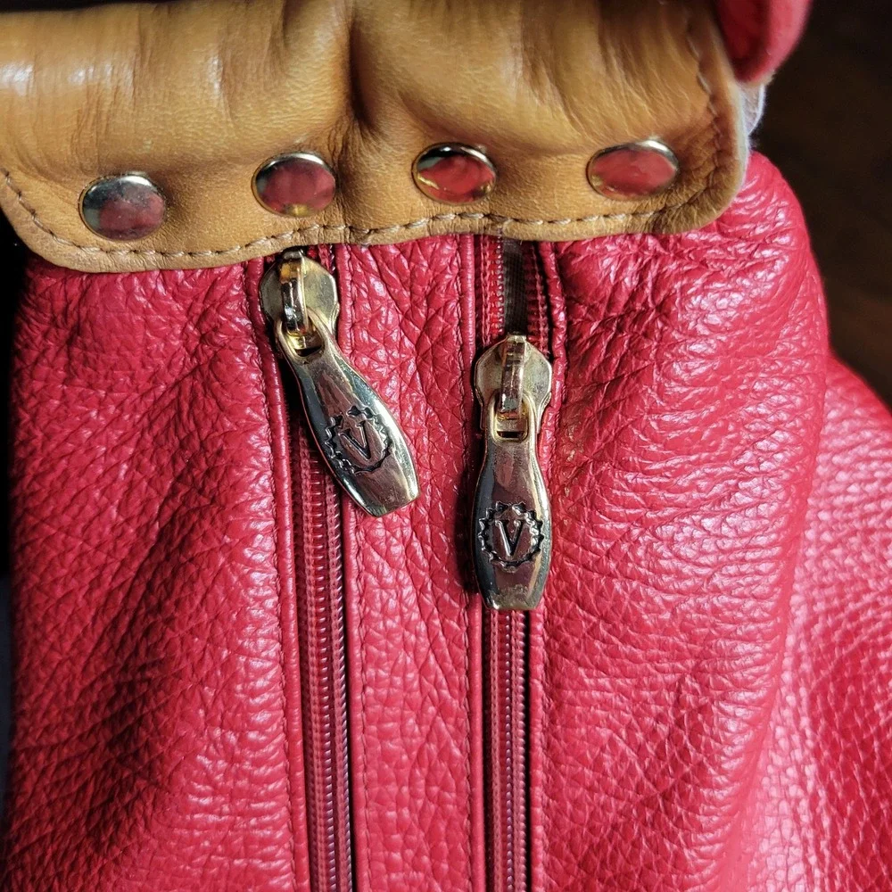 Valentina Red Pebbled Leather Hobo Shoulder Bag Tan Gold Hardware Italian READ
